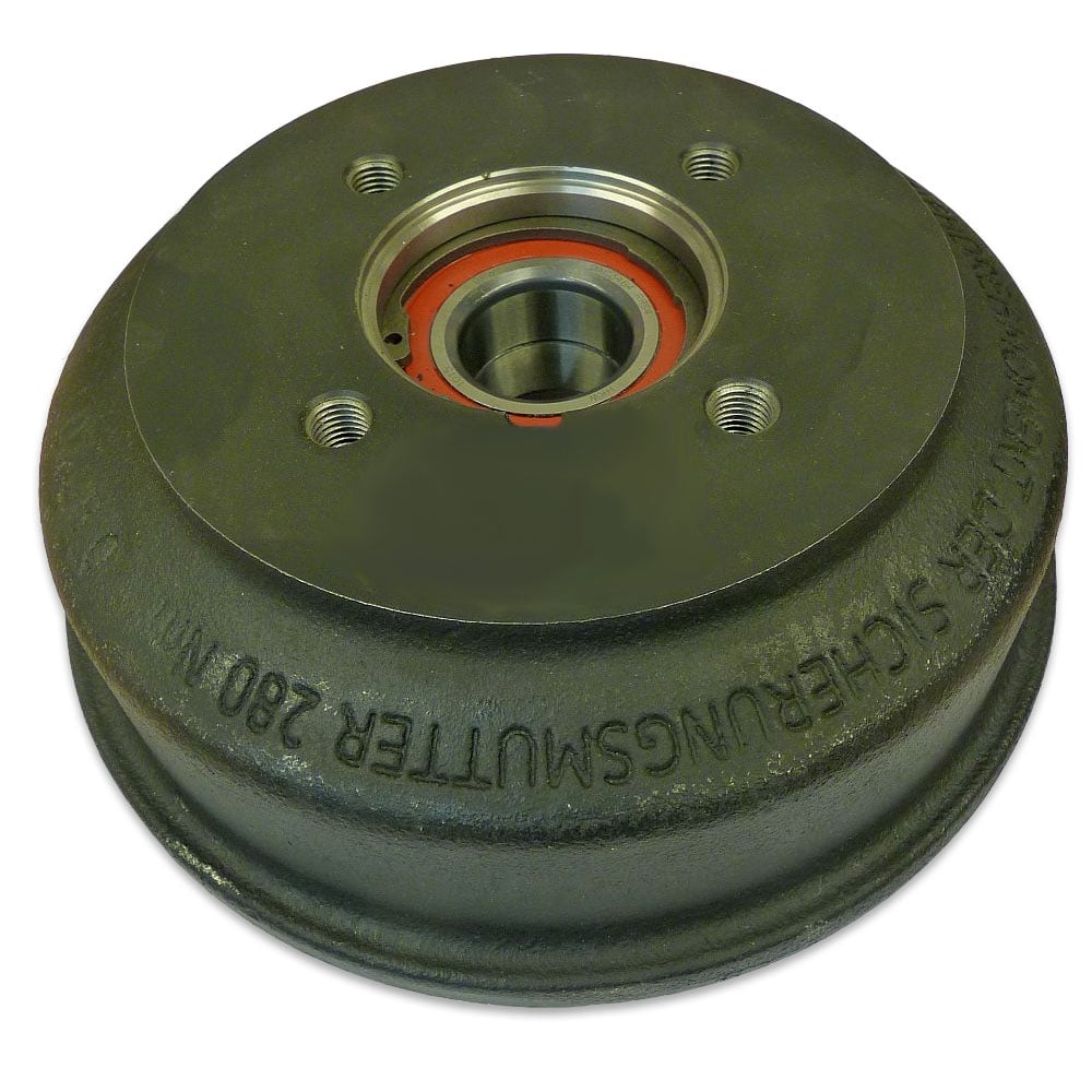 BPW Trailer Brake Hub Face showing Bearing & spring clip