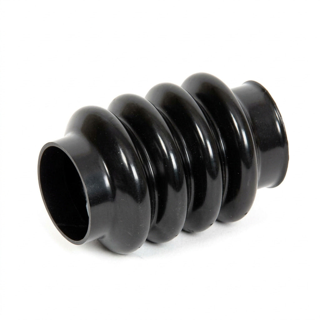 Black rubber bellow/gaiter for Knott KFG13-30 trailer couplings.